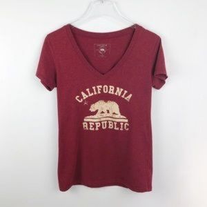California Republic Bear Graphic Short Sleeve V-Neck Tee Shirt Size Large